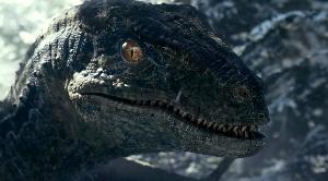 《侏罗纪世界3：统治》发布“布鲁成长”新特辑